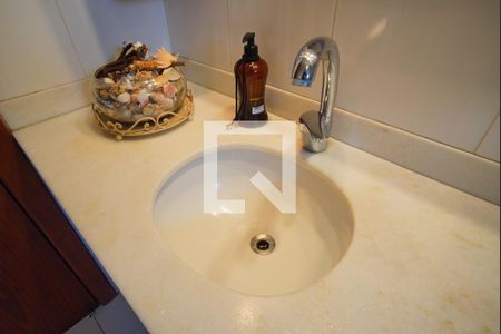 Apartamento à venda com 208m², 4 quartos e 3 vagasBanheiro Corredor