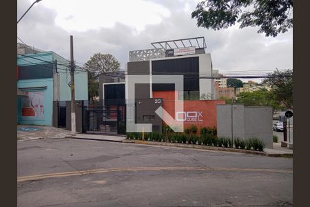 Casa de condomínio à venda com 225m², 3 quartos e 2 vagas Casa de condomínio à venda com 225m², 3 quartos e 2 vagasFachada