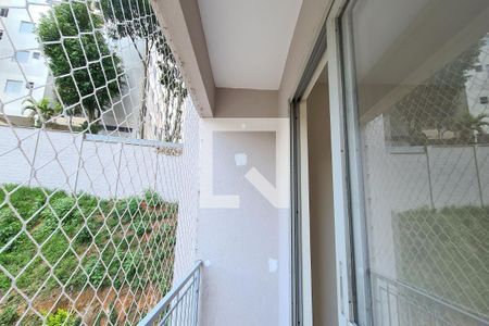 Varanda da Sala de apartamento à venda com 3 quartos, 60m² em Vila Ivone, São Paulo