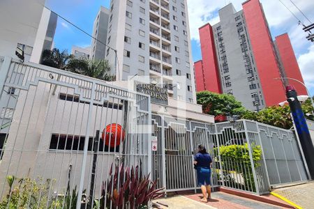 Apartamento à venda com 60m², 3 quartos e 1 vaga Apartamento à venda com 60m², 3 quartos e 1 vagaFachada