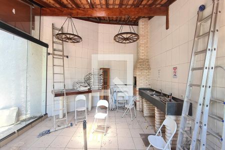 Apartamento à venda com 60m², 3 quartos e 1 vaga Apartamento à venda com 60m², 3 quartos e 1 vagaÁrea comum - Churrasqueira