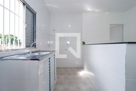 Cozinha de apartamento para alugar com 1 quarto, 35m² em Capão Redondo, São Paulo