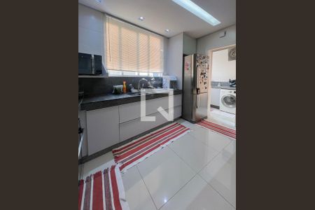 Apartamento à venda com 151m², 3 quartos e 3 vagasCozinha