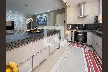 Apartamento à venda com 151m², 3 quartos e 3 vagasCozinha