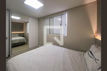 Apartamento à venda com 151m², 3 quartos e 3 vagasQuarto 2