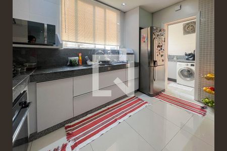 Apartamento à venda com 151m², 3 quartos e 3 vagasCozinha
