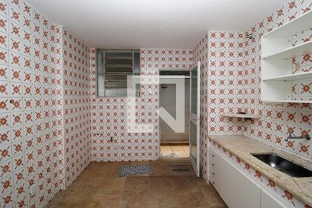 Apartamento para alugar com 230m², 4 quartos e 1 vaga Apartamento para alugar com 230m², 4 quartos e 1 vagaCozinha