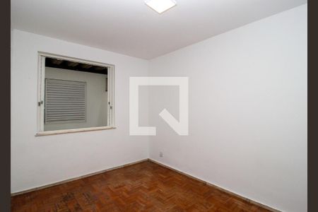 Apartamento para alugar com 230m², 4 quartos e 1 vaga Apartamento para alugar com 230m², 4 quartos e 1 vagaQuarto 4
