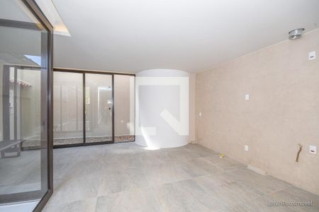 Casa à venda com 238m², 3 quartos e 2 vagasSala