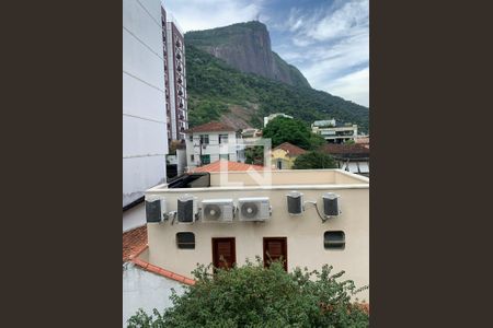 Casa à venda com 238m², 3 quartos e 2 vagasÁrea Externa