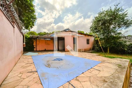 Casa à venda com 284m², 4 quartos e 4 vagas Casa à venda com 284m², 4 quartos e 4 vagasPiscina/Pátio