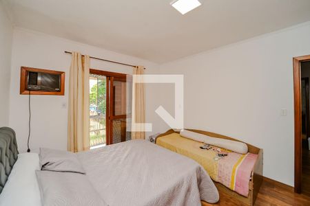 Casa à venda com 284m², 4 quartos e 4 vagas Casa à venda com 284m², 4 quartos e 4 vagasQuarto 2