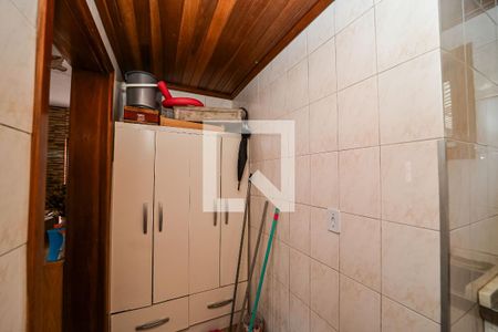 Casa à venda com 284m², 4 quartos e 4 vagas Casa à venda com 284m², 4 quartos e 4 vagasÁrea de Serviço