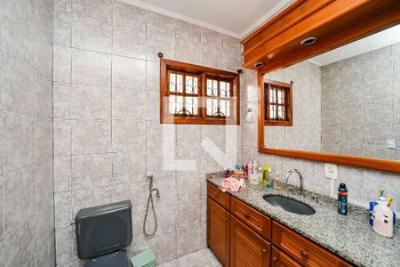 Casa à venda com 284m², 4 quartos e 4 vagas Casa à venda com 284m², 4 quartos e 4 vagasBanheiro da Suíte