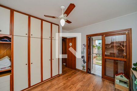 Casa à venda com 284m², 4 quartos e 4 vagas Casa à venda com 284m², 4 quartos e 4 vagasQuarto 1