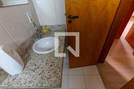 Casa de condomínio à venda com 156m², 3 quartos e 2 vagas Casa de condomínio à venda com 156m², 3 quartos e 2 vagasBanheiro