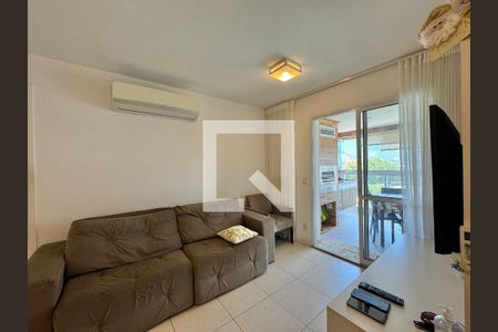 Sala de apartamento à venda com 2 quartos, 85m² em Barra da Tijuca, Rio de Janeiro