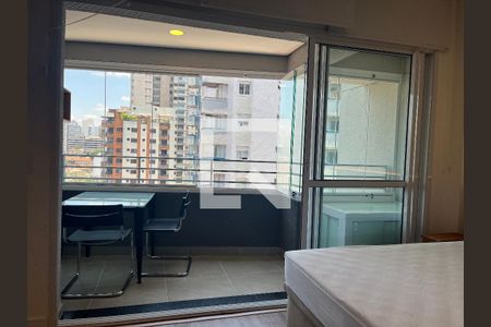 Cozinha de apartamento para alugar com 1 quarto, 25m² em Perdizes, São Paulo