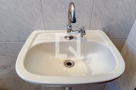 Casa à venda com 200m², 3 quartos e 4 vagasLavabo