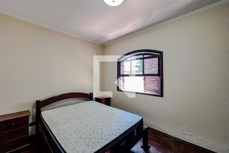 Casa à venda com 200m², 3 quartos e 4 vagasQuarto 1 - Suíte