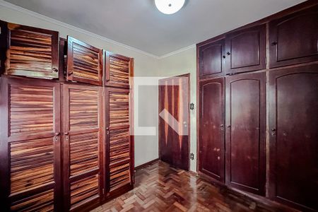 Casa à venda com 200m², 3 quartos e 4 vagasQuarto 2