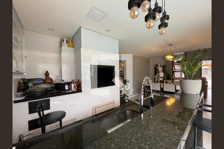 Casa à venda com 100m², 2 quartos e 2 vagasChurrasqueira