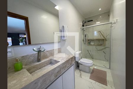 Casa à venda com 100m², 2 quartos e 2 vagasBanheiro Churrasqueira