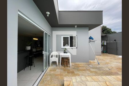 Casa à venda com 100m², 2 quartos e 2 vagasÁrea comum