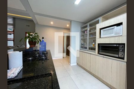 Casa à venda com 100m², 2 quartos e 2 vagasCozinha