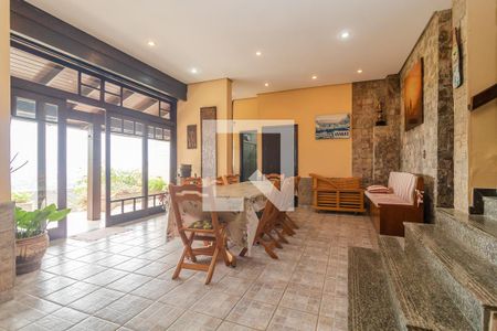 Casa à venda com 357m², 4 quartos e 2 vagasÁrea Externa