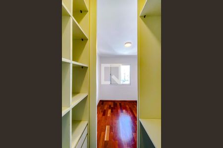 Apartamento para alugar com 77m², 2 quartos e 1 vagaQuarto 1