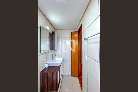 Apartamento para alugar com 77m², 2 quartos e 1 vagaBanheiro