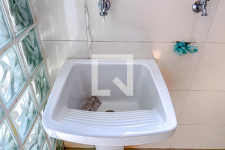 Apartamento para alugar com 77m², 2 quartos e 1 vagaÁrea de Serviço