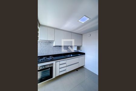 Apartamento para alugar com 77m², 2 quartos e 1 vagaCozinha