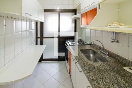 Apartamento à venda com 80m², 2 quartos e 1 vagaCozinha