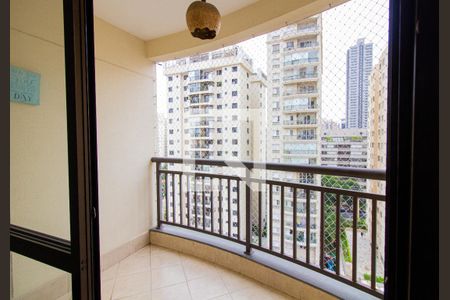 Apartamento à venda com 80m², 2 quartos e 1 vagaVaranda