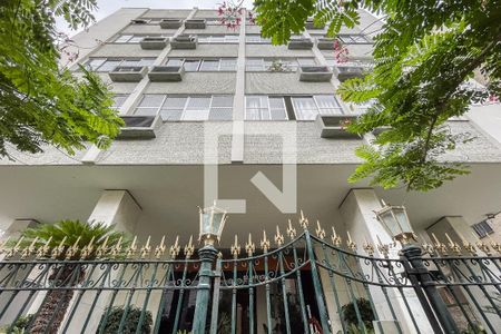 Apartamento à venda com 120m², 4 quartos e 1 vagaFachada