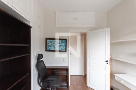 Apartamento à venda com 120m², 4 quartos e 1 vagaQuarto 3