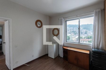 Apartamento à venda com 120m², 4 quartos e 1 vagaQuarto 2