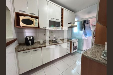 Apartamento à venda com 65m², 2 quartos e 1 vaga Apartamento à venda com 65m², 2 quartos e 1 vagaCozinha