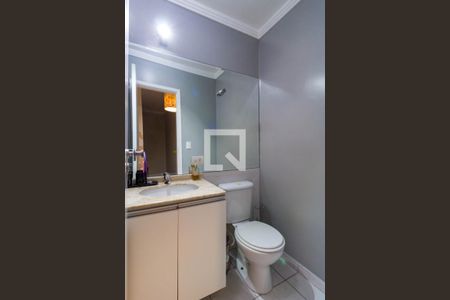 Casa de condomínio à venda com 136m², 3 quartos e 4 vagas Casa de condomínio à venda com 136m², 3 quartos e 4 vagasBanheiro 2