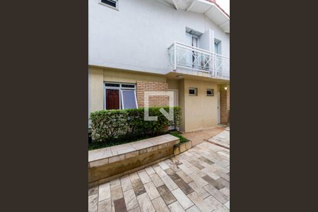 Casa de condomínio à venda com 136m², 3 quartos e 4 vagas Casa de condomínio à venda com 136m², 3 quartos e 4 vagasÁrea comum