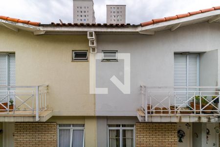 Casa de condomínio à venda com 136m², 3 quartos e 4 vagas Casa de condomínio à venda com 136m², 3 quartos e 4 vagasVaranda - Quarto