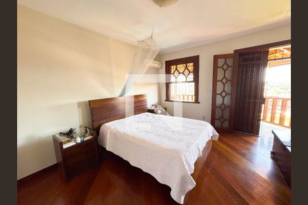 Casa à venda com 480m², 4 quartos e 5 vagasQuarto 2