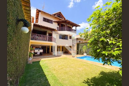 Casa à venda com 480m², 4 quartos e 5 vagasÁrea comum