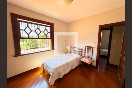 Casa à venda com 480m², 4 quartos e 5 vagasQuarto 3