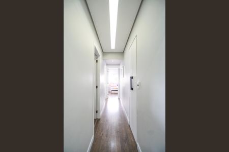 Apartamento à venda com 119m², 3 quartos e 3 vagasCorredor dos quartos