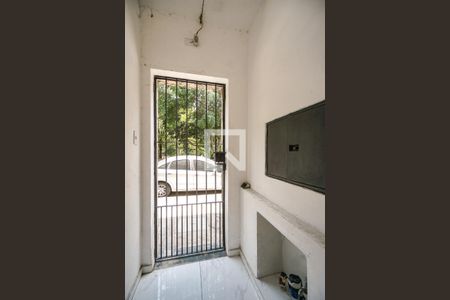 Casa à venda com 80m², 2 quartos e sem vaga Casa à venda com 80m², 2 quartos e sem vagaHall de entrada