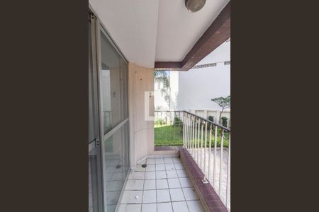 Apartamento para alugar com 68m², 2 quartos e 1 vagaVaranda