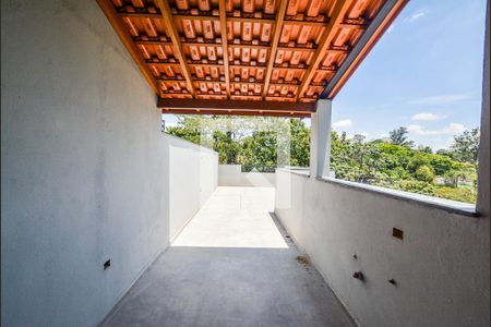 Apartamento à venda com 110m², 2 quartos e 1 vagaÁrea de Serviço